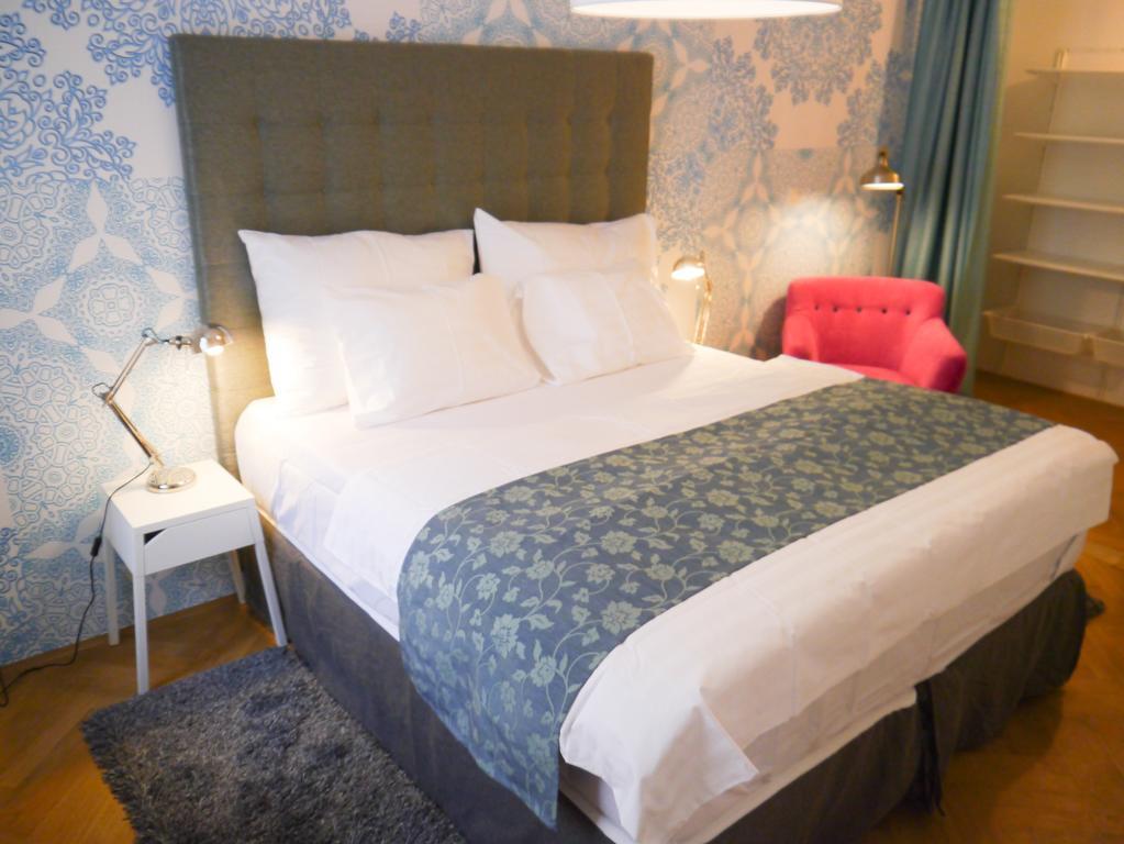 Dahlia Inn Prague Room photo