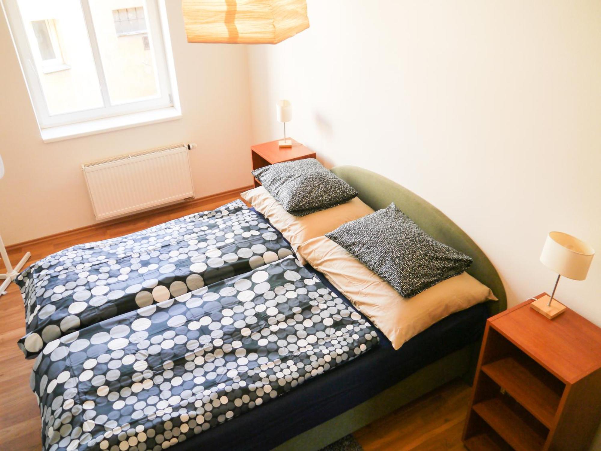 Dahlia Inn Prague Room photo